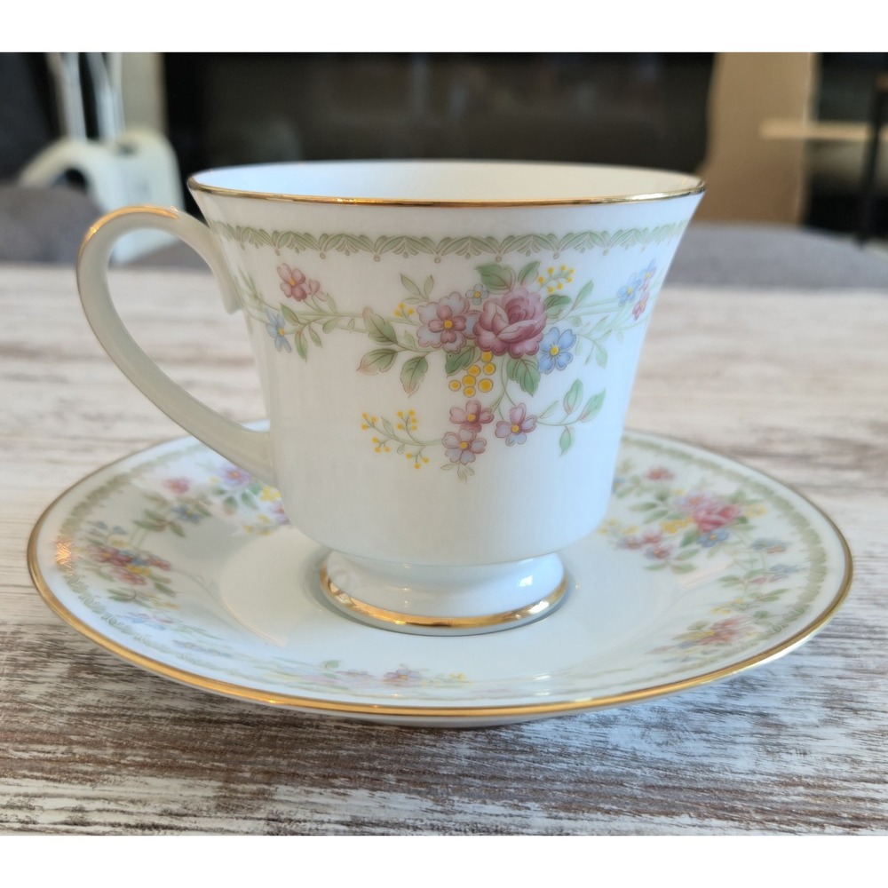 NORITAKE MEMORY 2882 CONTEMPORARY FINE CHINA CUP AND SAUCER FLORAL GOLD TRIM
